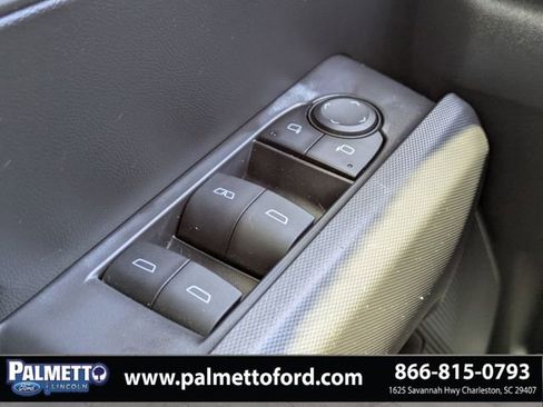 Used 2024 Chevrolet Colorado Trail Boss w/ Technology Package image 24