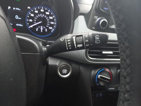 Used 2021 Hyundai Kona SEL w/ Cargo Package image 13