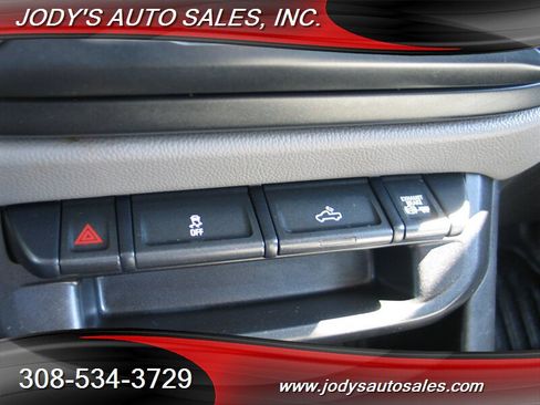 Used 2017 Chevrolet Colorado W/T w/ WT Convenience Package RWD image 17