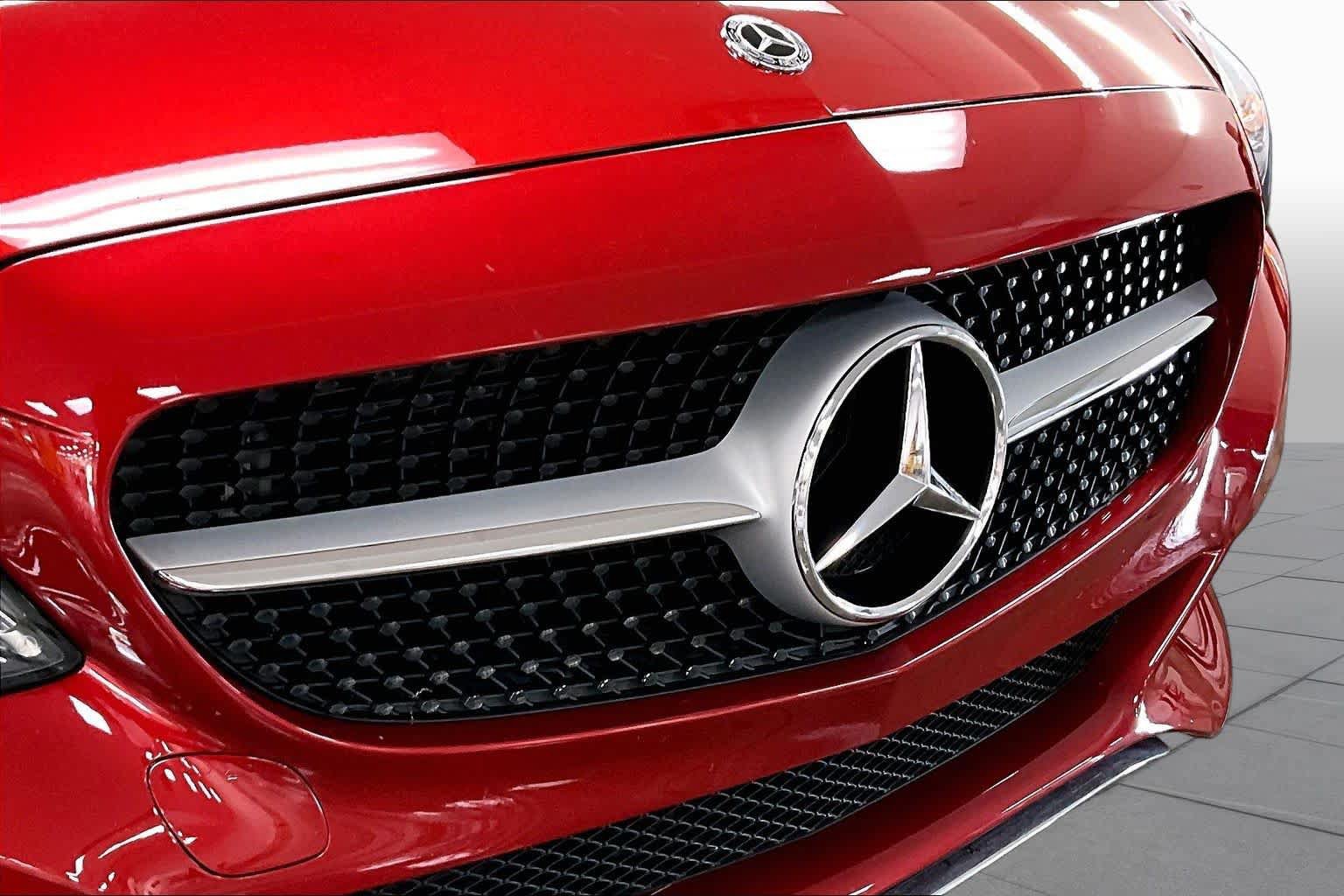 Used 2018 Mercedes-Benz C 300 4MATIC Cabriolet image 33