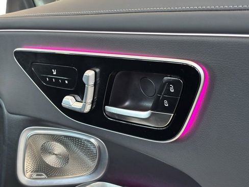 Certified 2025 Mercedes-Benz CLE 300 4MATIC Coupe image 37