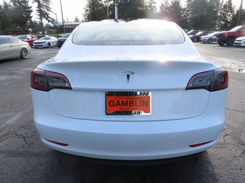 Used 2023 Tesla Model 3 Standard Range image 6