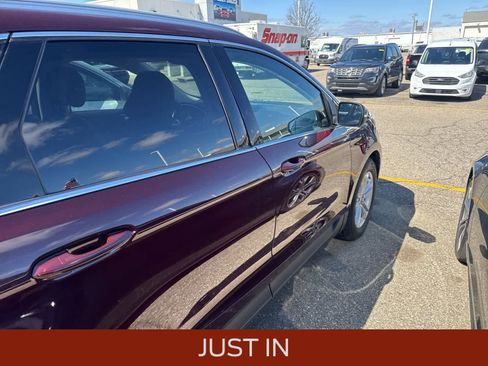 Used 2020 Ford Edge SEL w/ Convenience Package image 8