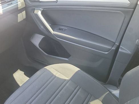 Used 2022 Volkswagen Tiguan S FWD image 13