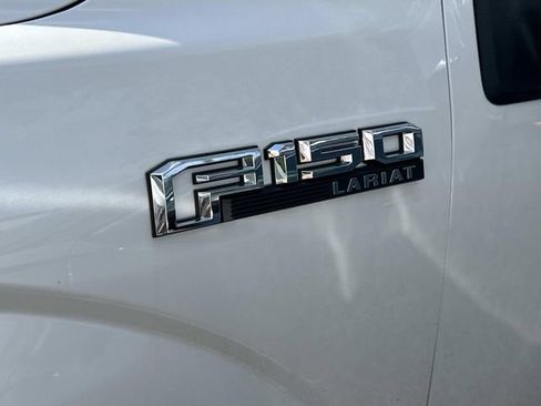 Used 2019 Ford F150 Lariat w/ Equipment Group 502A Luxury AWD/4WD image 9