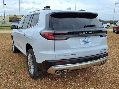 New 2026 GMC Acadia Denali w/ Super Cruise Package