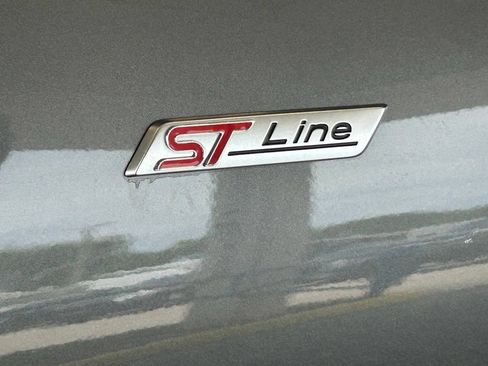 Used 2025 Ford Escape ST-Line FWD image 17