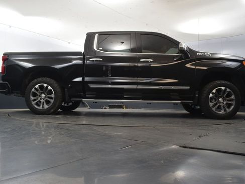 Used 2023 Chevrolet Silverado 1500 High Country w/ Technology Package image 49