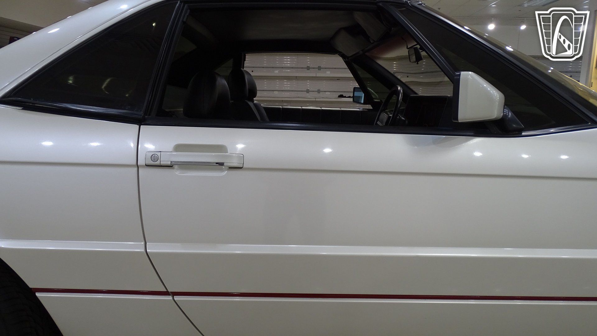 Used 1991 Cadillac Allante FWD image 33