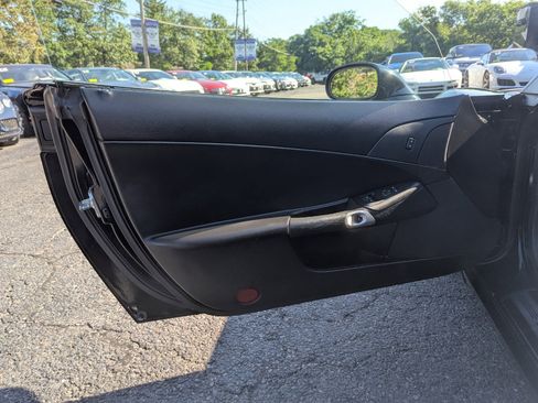 Used 2005 Chevrolet Corvette Coupe w/ Preferred Equipment Group image 11