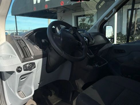 Used 2019 Ford Transit 350 XLT image 11