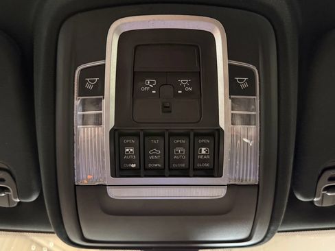 Used 2019 RAM 1500 Rebel w/ Level 2 Equipment Group AWD/4WD image 17