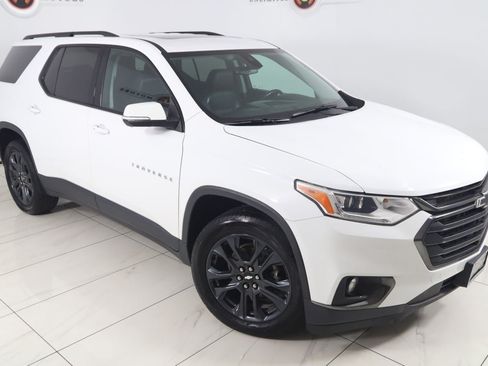Used 2021 Chevrolet Traverse RS AWD/4WD image 19