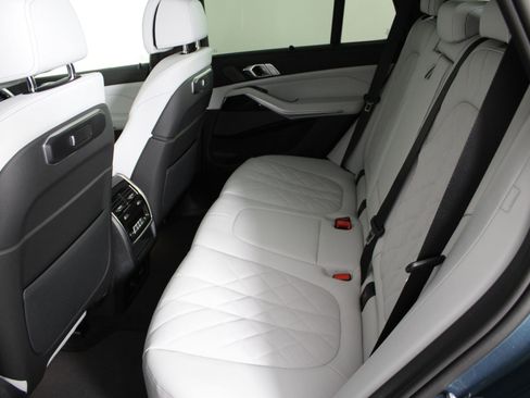 New 2026 BMW X5 sDrive40i w/ Climate Comfort Package image 12