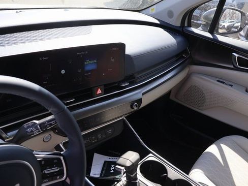 New 2026 Kia Carnival SX FWD image 21