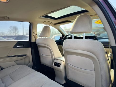 Used 2014 Honda Accord EX image 41