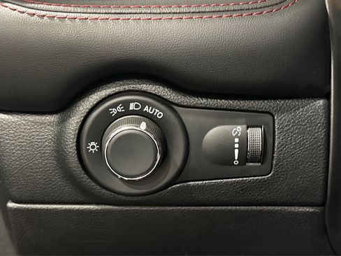 Used 2025 Dodge Durango R/T AWD/4WD image 22