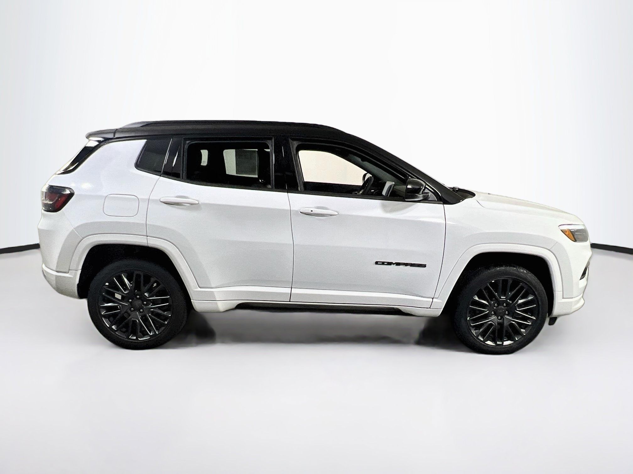 Used 2023 Jeep Compass High Altitude AWD/4WD image 4