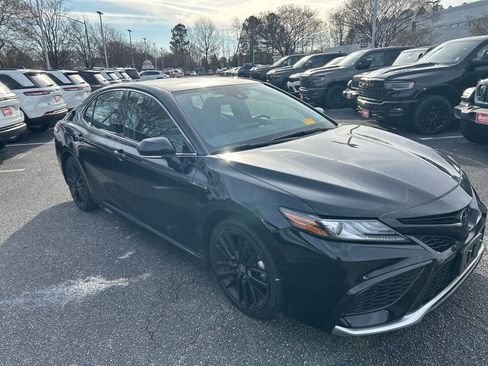 Used 2024 Toyota Camry XSE image 7