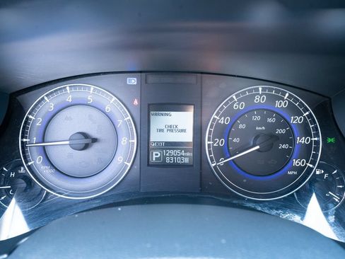 Used 2016 INFINITI QX50 AWD w/ Premium Plus Package image 35