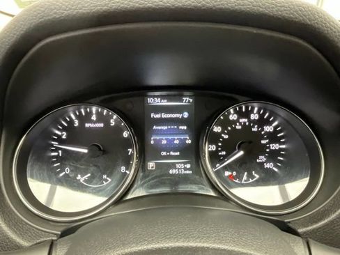 Used 2017 Nissan Rogue SV AWD/4WD image 11