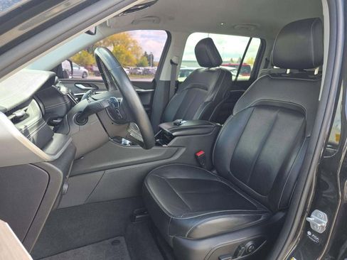 Used 2022 Jeep Grand Cherokee L Limited AWD/4WD image 5