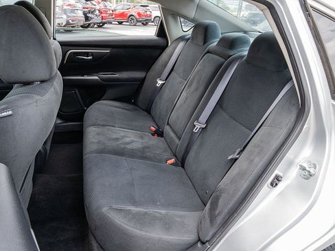 Used 2015 Nissan Altima 2.5 S w/ Power Driver Seat Package FWD image 16