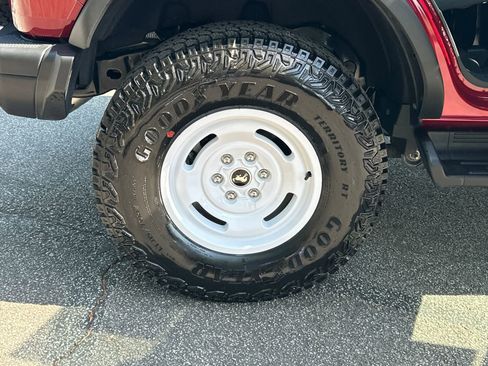 New 2026 Ford Bronco Heritage Edition AWD/4WD image 34