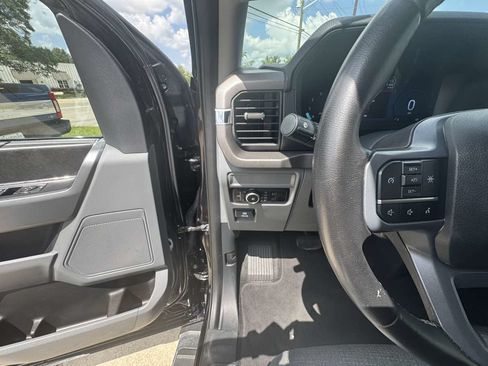 Used 2024 Ford F150 XLT AWD/4WD image 16