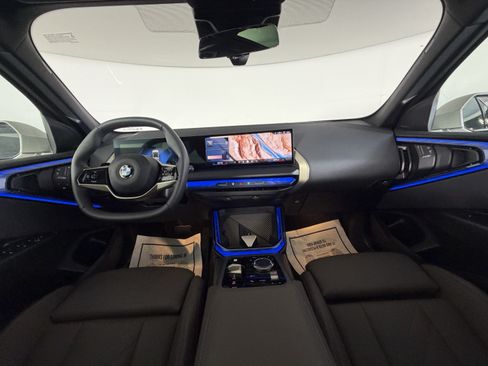 Certified 2025 BMW X3 xDrive30i w/ Premium Package AWD/4WD image 16