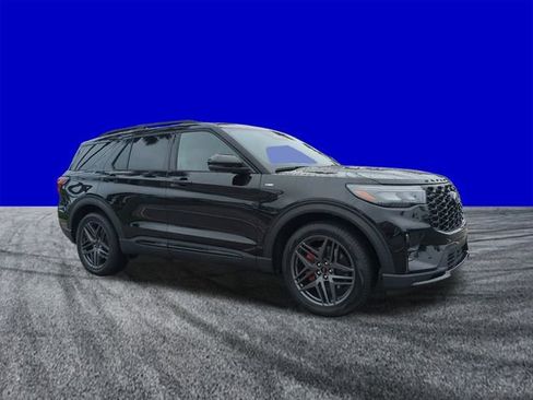 New 2026 Ford Explorer ST-Line w/ ST-Line Street Pack image 2