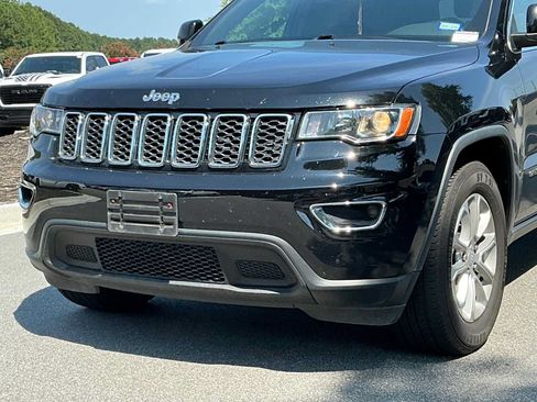 Used 2021 Jeep Grand Cherokee Laredo RWD image 10