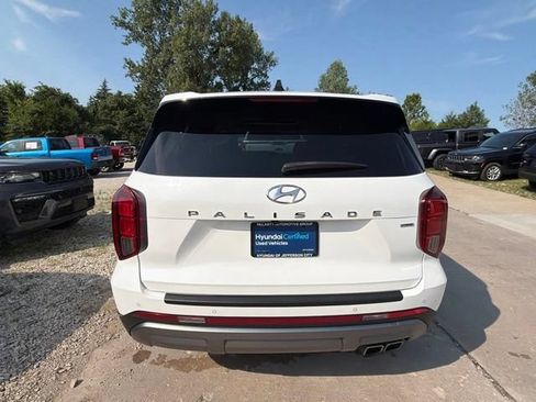 Certified 2024 Hyundai Palisade Limited AWD/4WD image 4