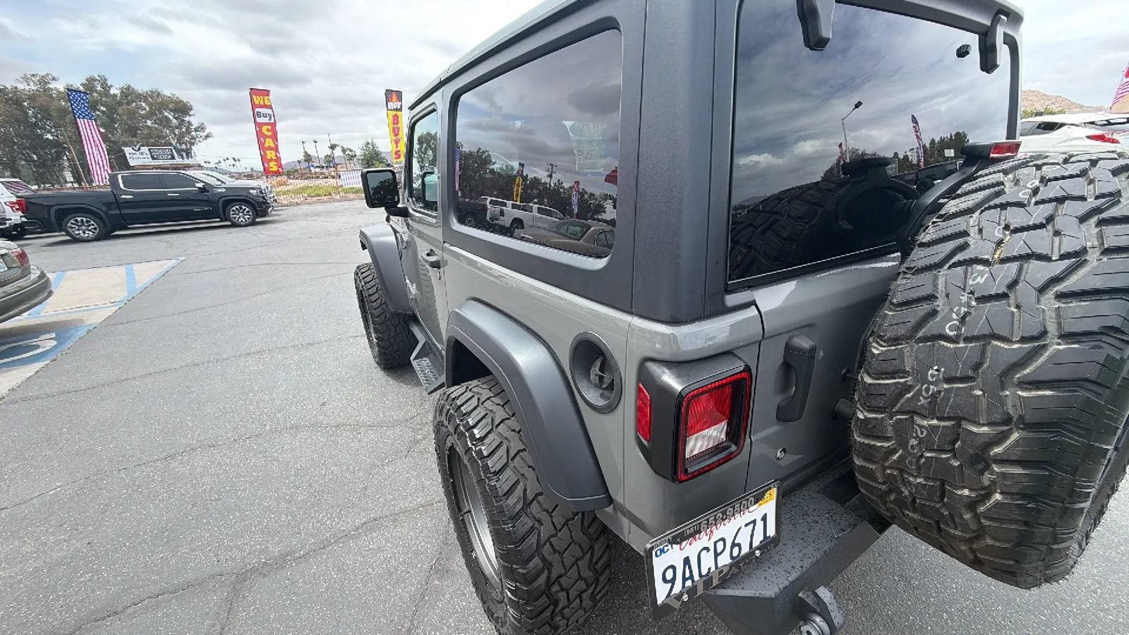 Used 2019 Jeep Wrangler Sport AWD/4WD image 7