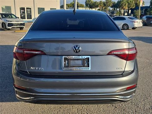Used 2024 Volkswagen Jetta SEL FWD image 3
