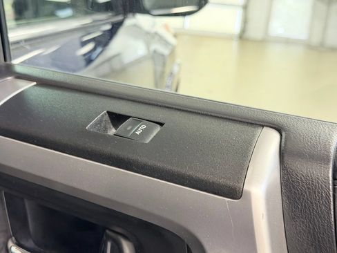 Used 2020 Toyota 4Runner Limited AWD/4WD image 34
