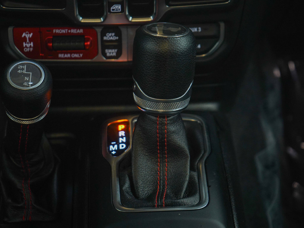 Used 2021 Jeep Wrangler Unlimited Rubicon w/ Uconnect 4C Nav & Sound Group AWD/4WD image 20