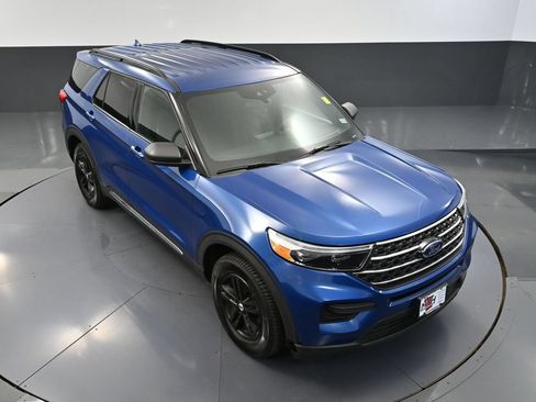 Used 2020 Ford Explorer XLT w/ Comfort Package AWD/4WD image 59