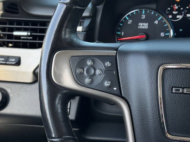 Used 2019 GMC Yukon XL Denali RWD image 14