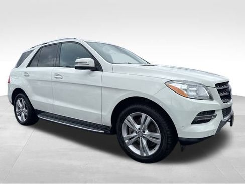 Used 2013 Mercedes-Benz ML 350 BlueTEC 4MATIC image 1