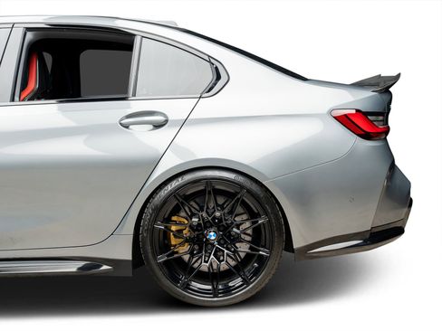 Used 2025 BMW M3 Competition w/ Carbon Package image 27