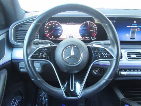 Used 2024 Mercedes-Benz GLE 450e 4MATIC image 35