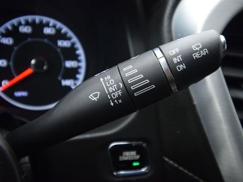 Used 2019 GMC Acadia SLE w/ LPO, Floor Liner Package image 33