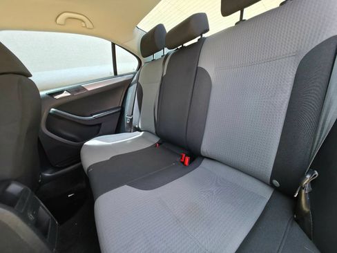 Used 2018 Volkswagen Jetta S FWD image 9