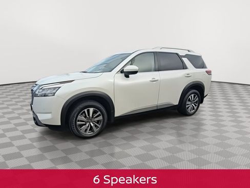 Used 2022 Nissan Pathfinder SL image 4