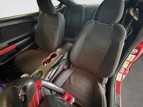 Used 2015 Ford Mustang GT RWD image 13