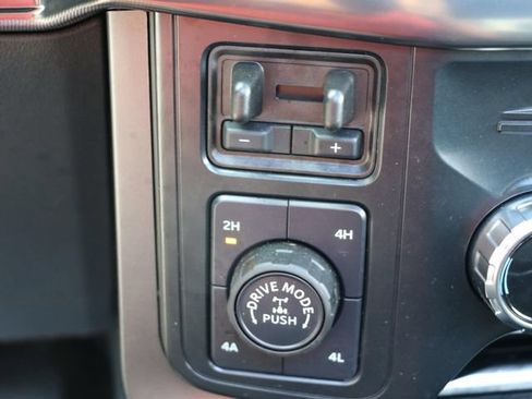 Used 2025 Ford F150 Lariat w/ Equipment Group 502A High AWD/4WD image 30