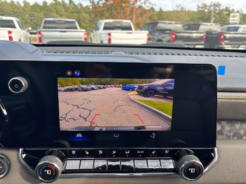 New 2026 Chevrolet Colorado ZR2 AWD/4WD image 13