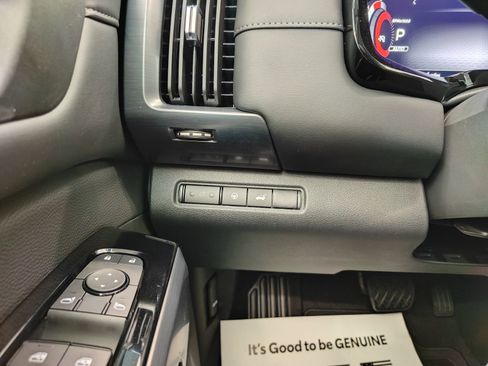 New 2026 Nissan Pathfinder SL AWD/4WD image 19