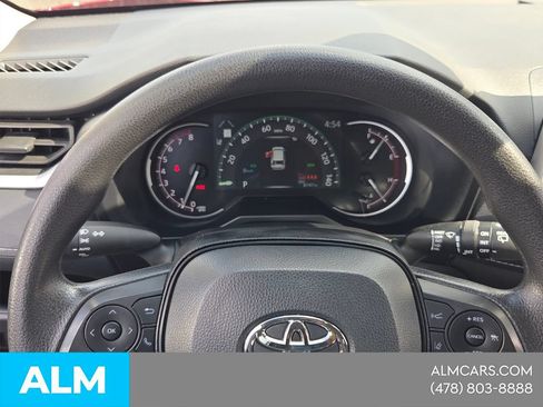 Used 2025 Toyota RAV4 XLE w/ Convenience Package FWD image 26